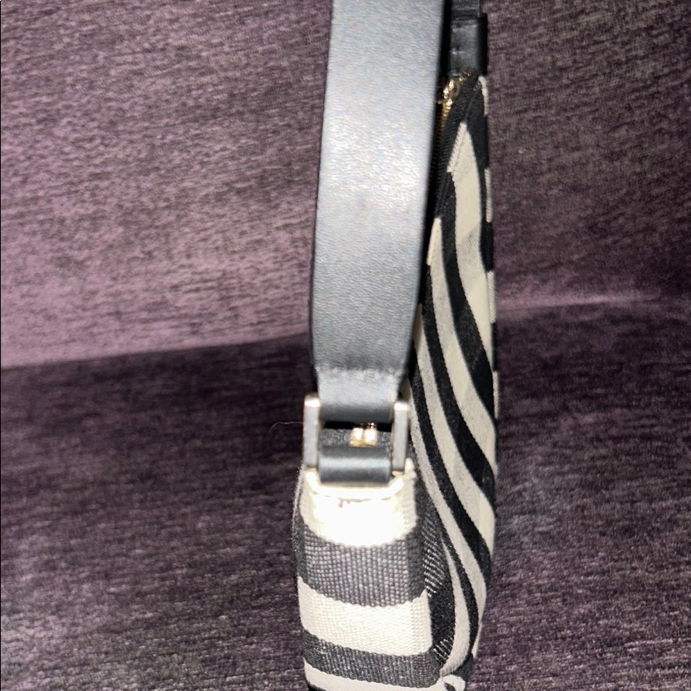 Kate Spade Black and White Checkered shoulder bag - Picture 4 of 9